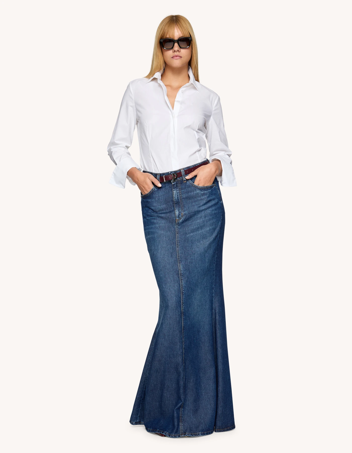 スカート DONDUP Woman Skirt Blue G586DSK297IDR9W 800 DONDUP | Blue Women's Denim Skirt | YOOX