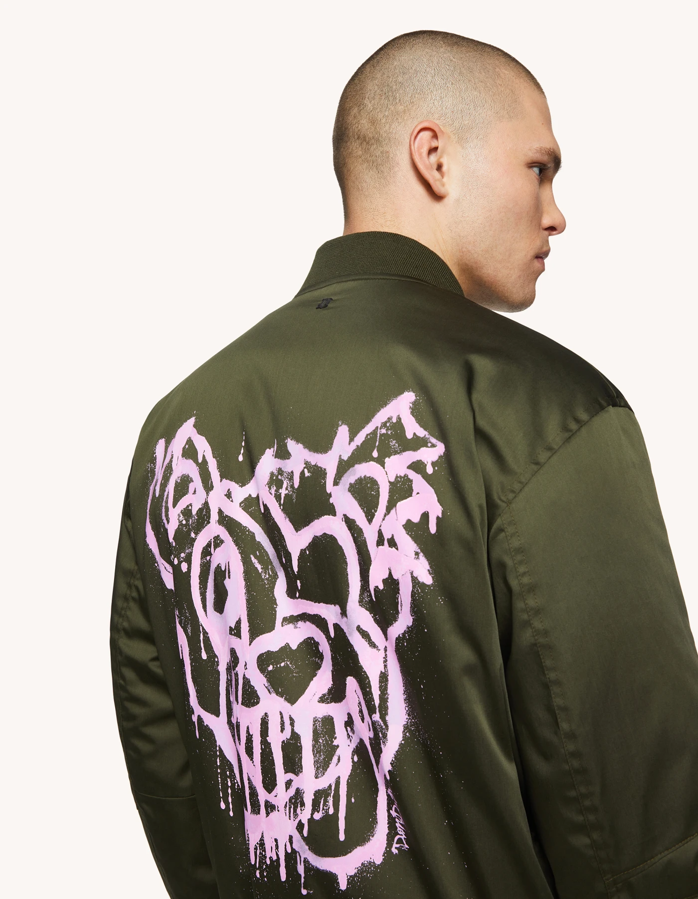 Bomberjacke in normaler Passform aus Satin für herren, militärgrün  