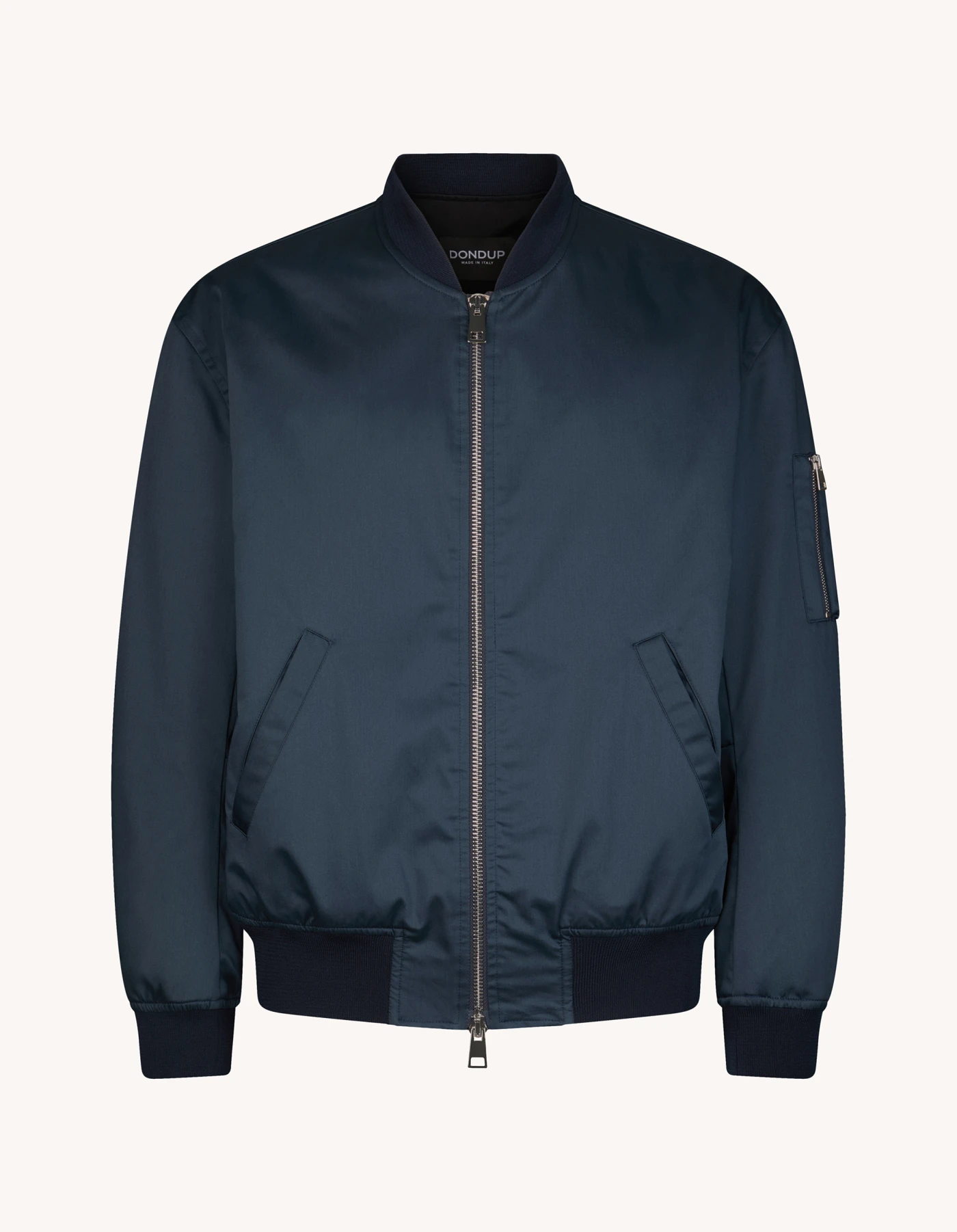 UJ917_RS0812U_XXX_DU_S24_880_3  