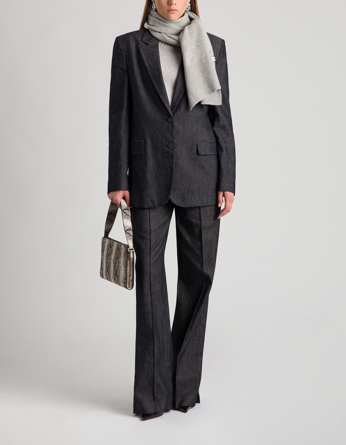Loose single-breasted blazer in rigid silk denim
