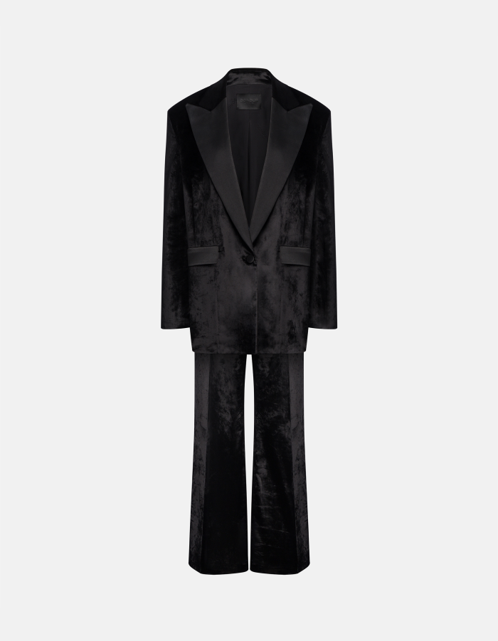 Suit in velluto