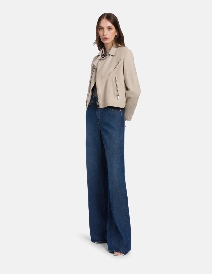 Amber wide-leg jeans in rigid lyocell denim