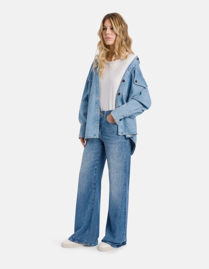 Amber wide-leg jeans in rigid lyocell denim
