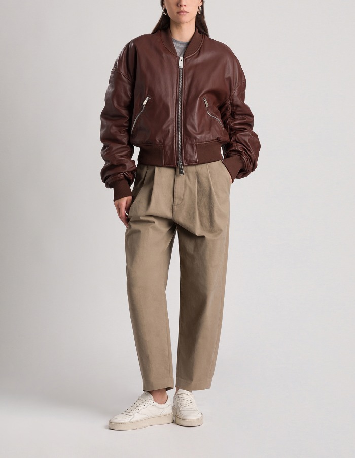 Sally loose trousers in cotton gabardine