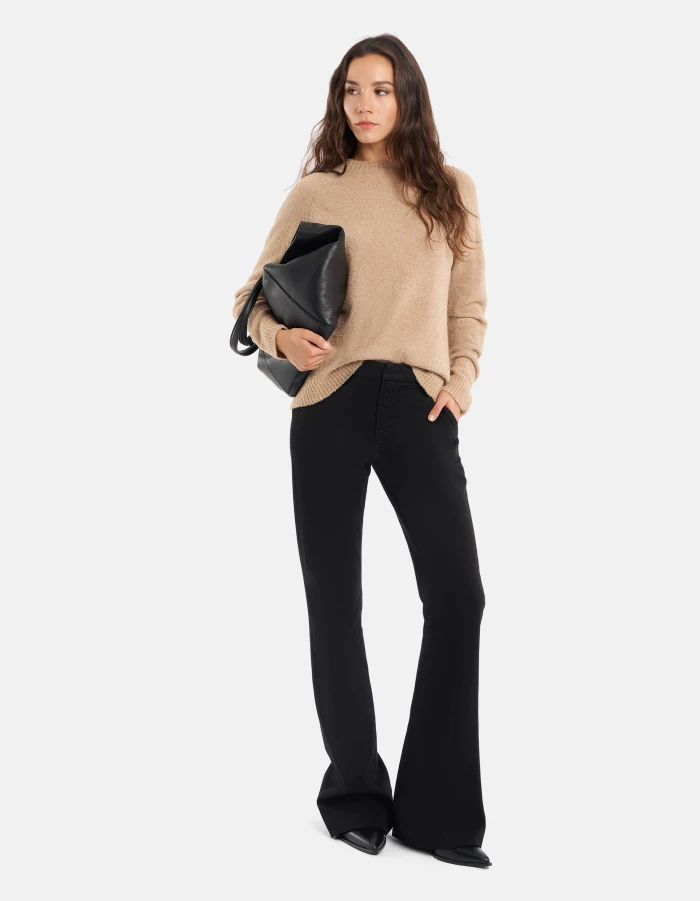 Maglia girocollo over in lana bouclé