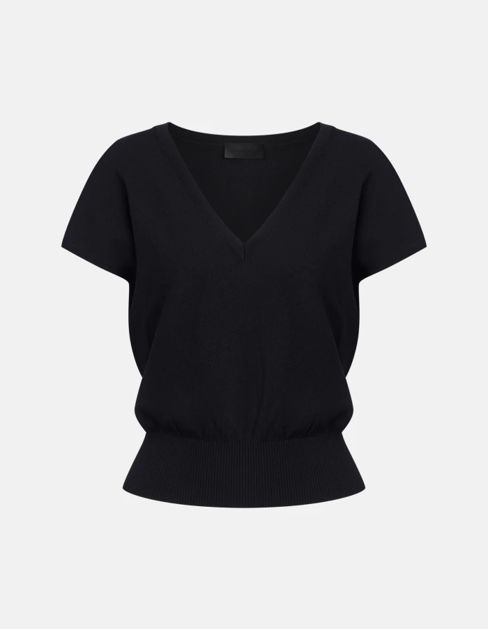 Regular-fit V-neck jumper in viscose