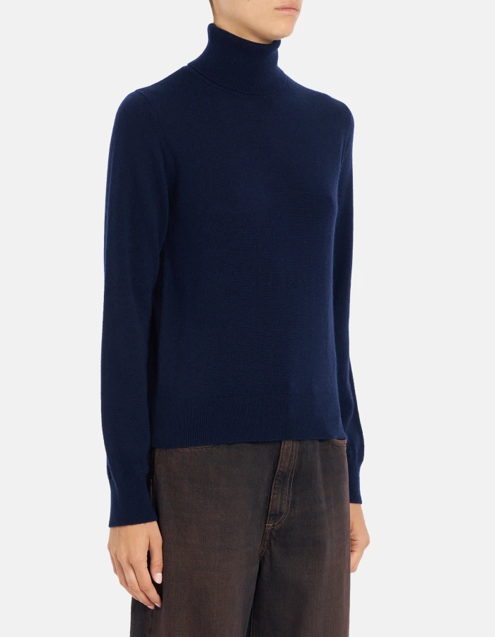 Maglia dolcevita slim in lana cashmere