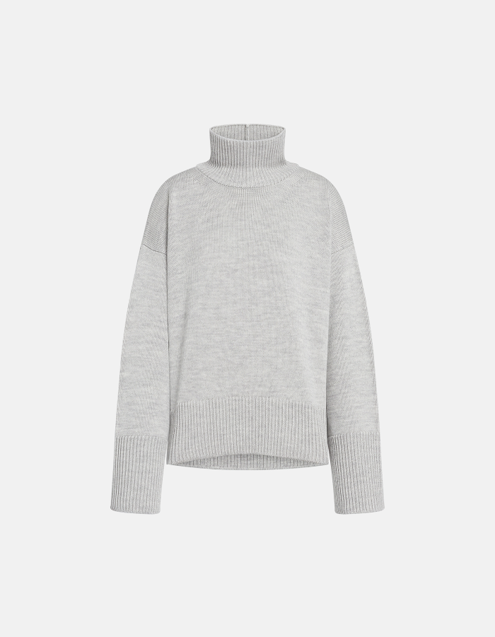 Maglia dolcevita over in lana