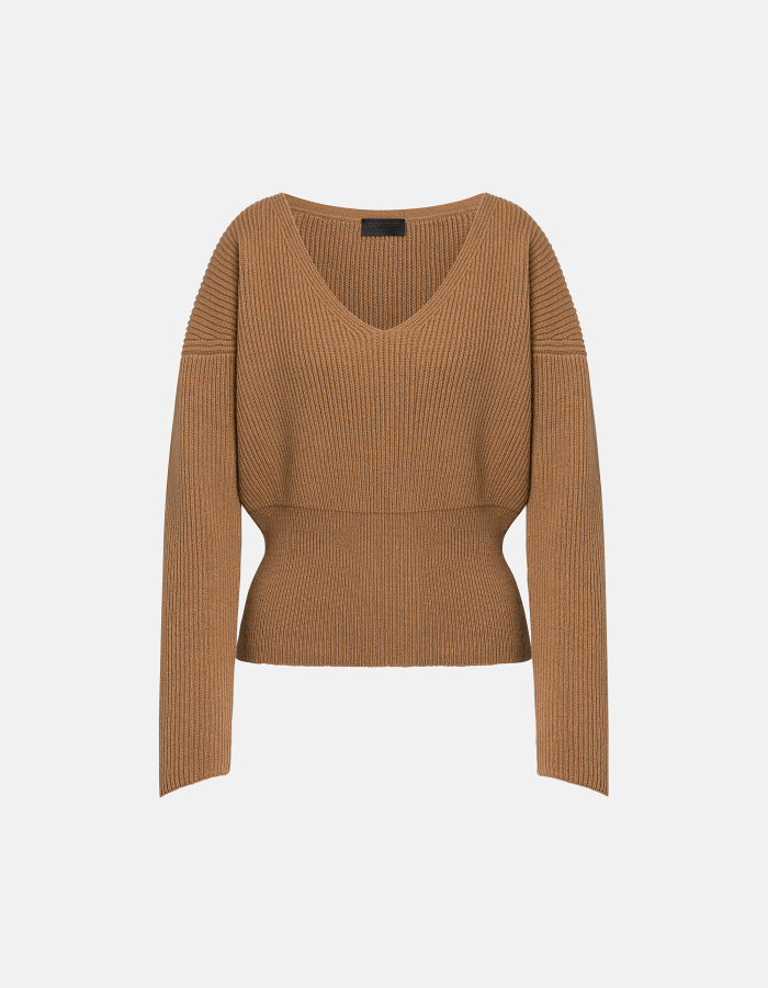 Regular-fit V-neck jumper in English rib-stitch