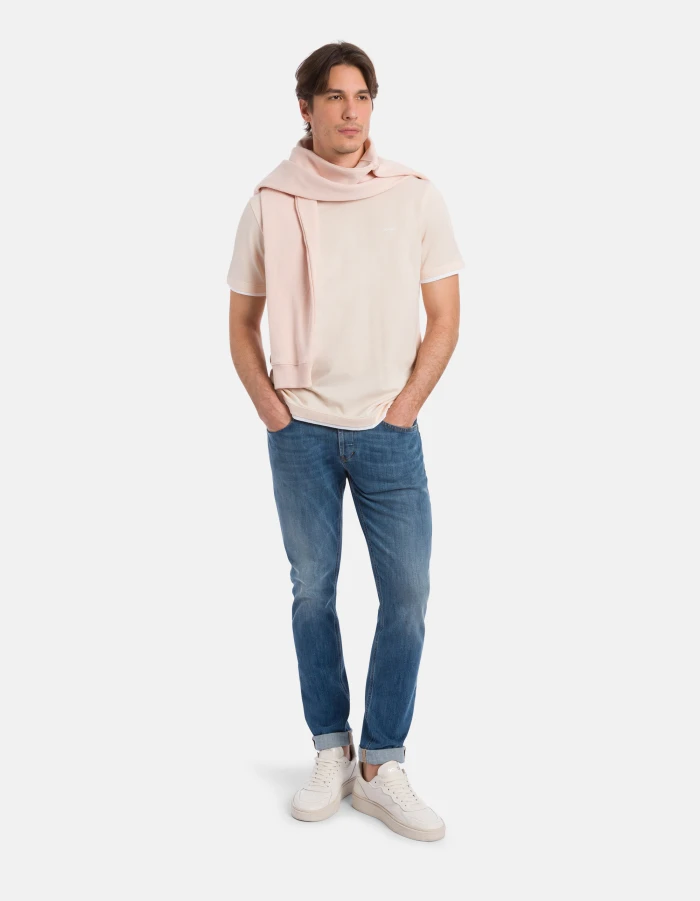 Rundhals-Sweatshirt in normaler Passform aus Baumwolle