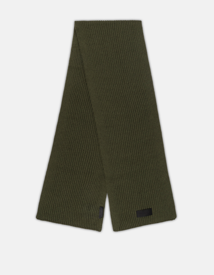 Technical wool scarf