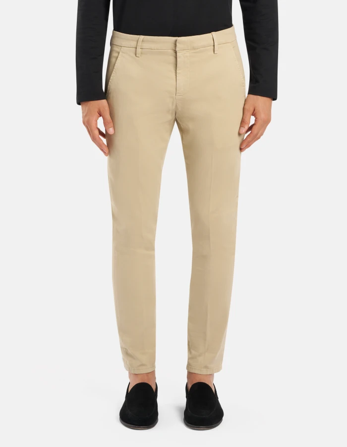 Pantaloni Gaubert slim in gabardina mano calda