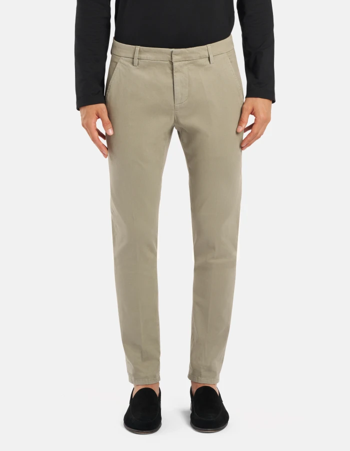 Pantaloni Gaubert slim in gabardina mano calda