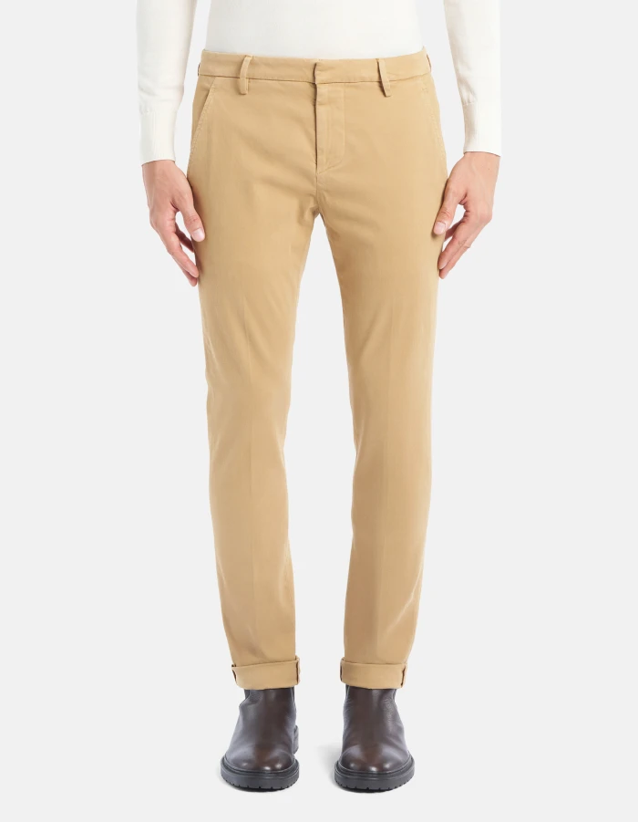 Pantaloni Gaubert slim in gabardina mano calda