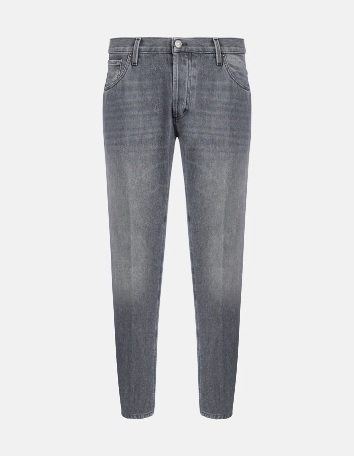 Brighton carrot-cut jeans in rigid denim