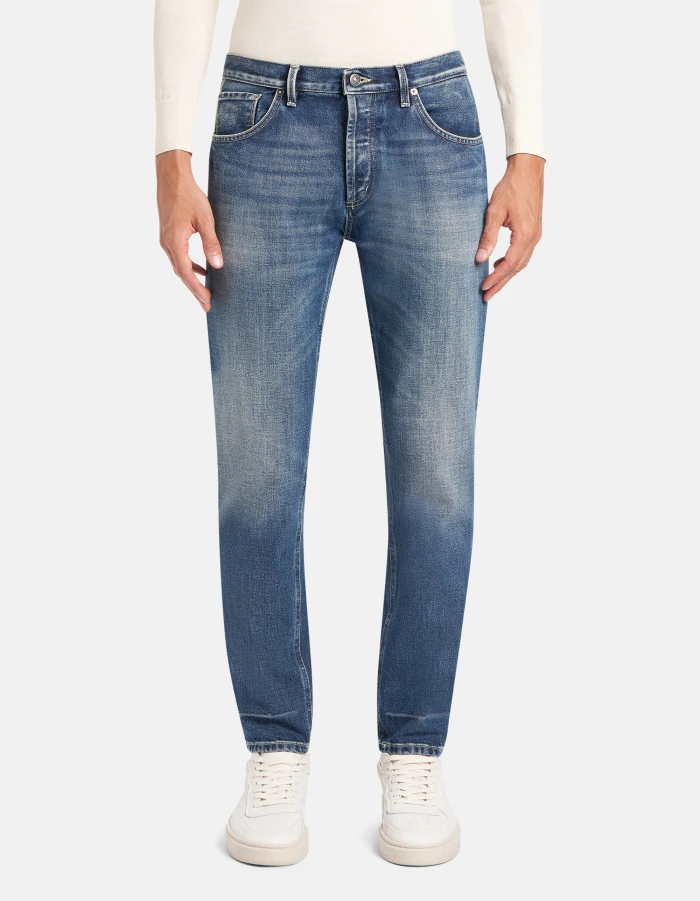 Brighton carrot-fit jeans in rigid denim