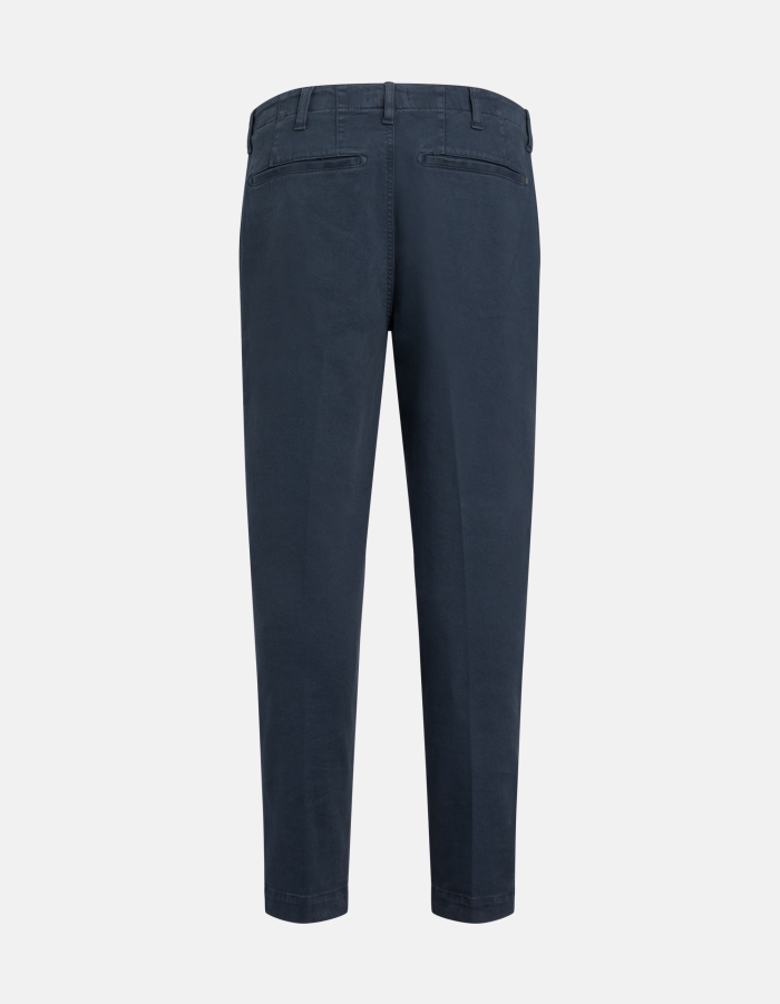 Zyan carrot trousers in bull denim cotton and lyocell