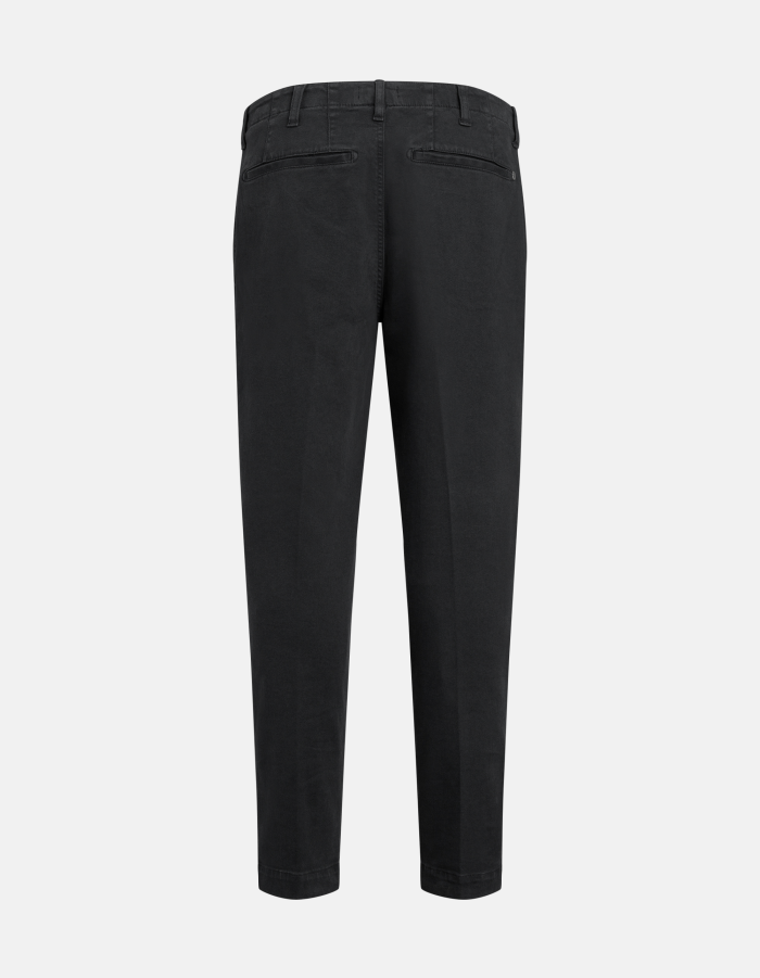 Zyan carrot trousers in bull denim cotton and lyocell