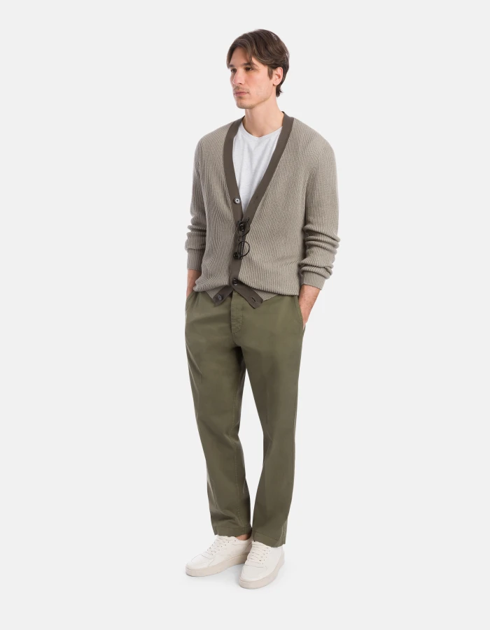 Zyan carrot-cut trousers in lightweight gabardine