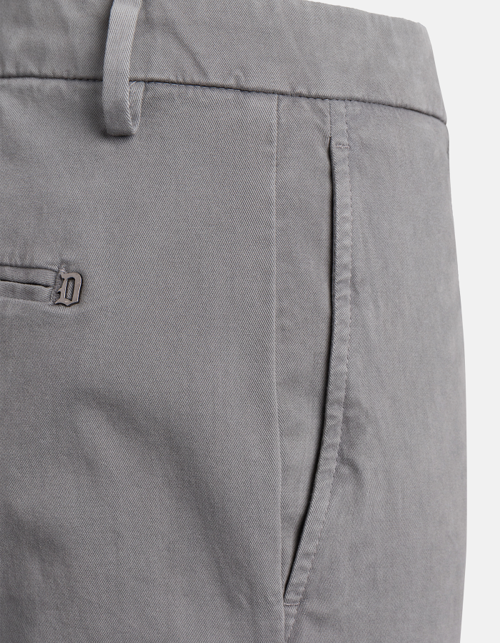 Regular-Fit Hose Ral aus warmem Gabardine