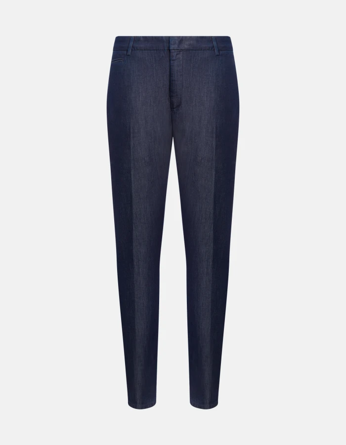 Carrot-Fit Hose Joe aus Rigid Denim