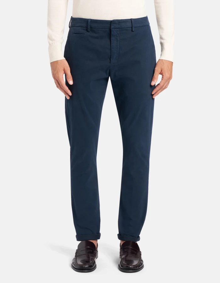 Pantaloni Joe carrot in gabardina mano calda