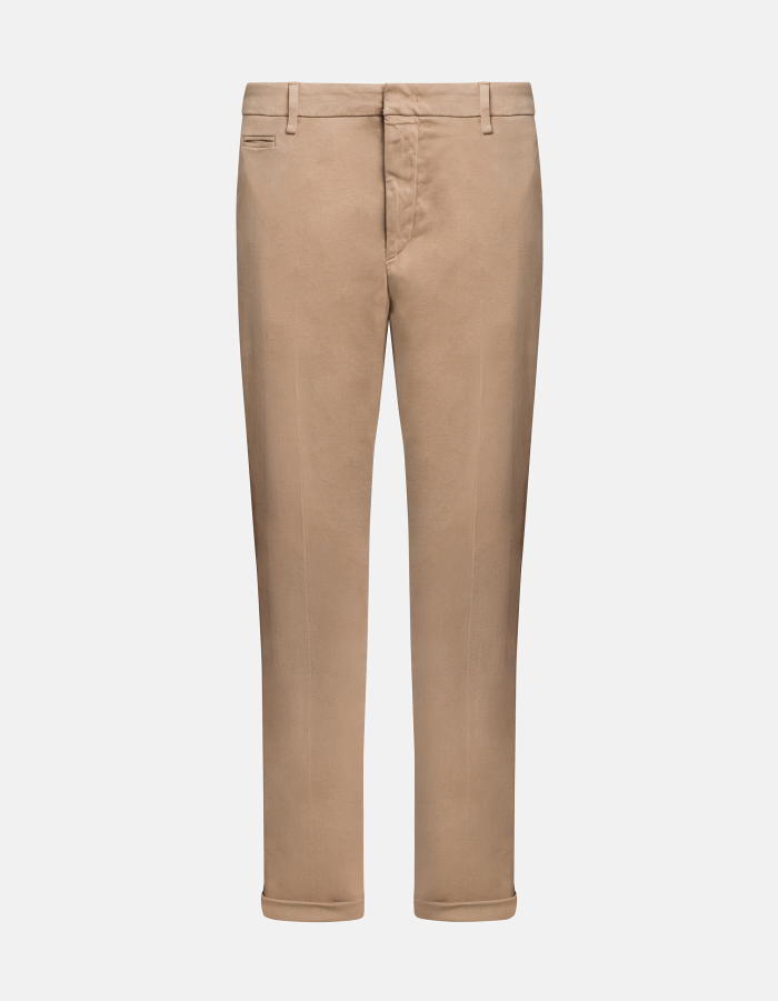 Hose Joe in Carrot-Fit aus Satin mit Pfirsichstruktur