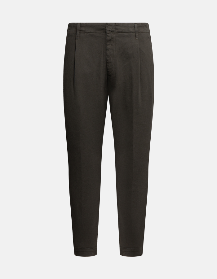 Hose Ben im Carrot-Fit aus Bull-Denim-Baumwolle und Lyocell