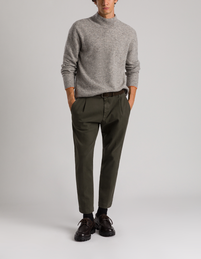 Ben carrot trousers in bull denim cotton and lyocell