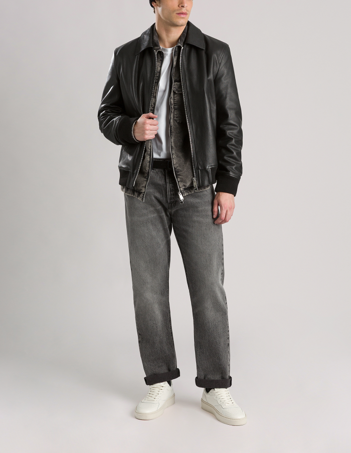 Bray regular-fit jeans in sustainable rigid denim