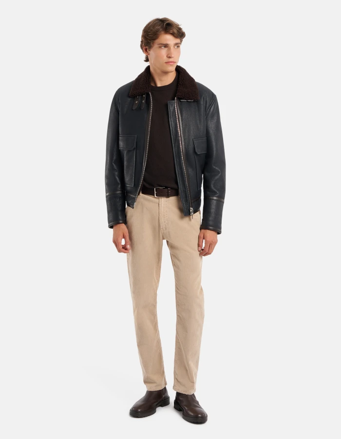 Pantaloni Oliver loose in velluto a coste