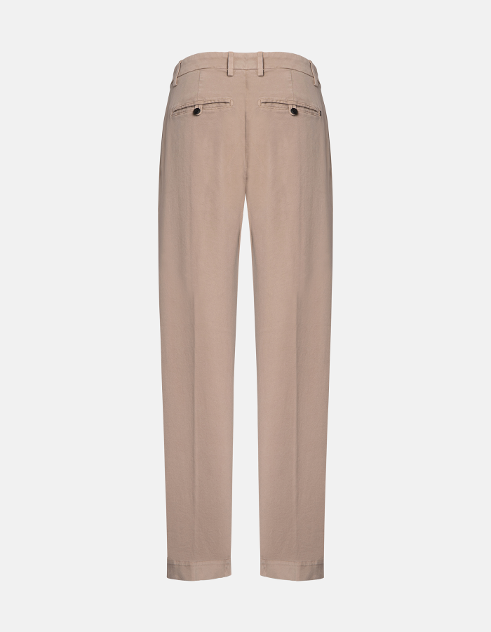 Hose Finn in lockerer Passform aus Gabardine mit angenehmer Haptik