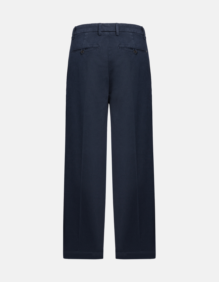 Finn loose-fit trousers in gabardine with a warm hand feel