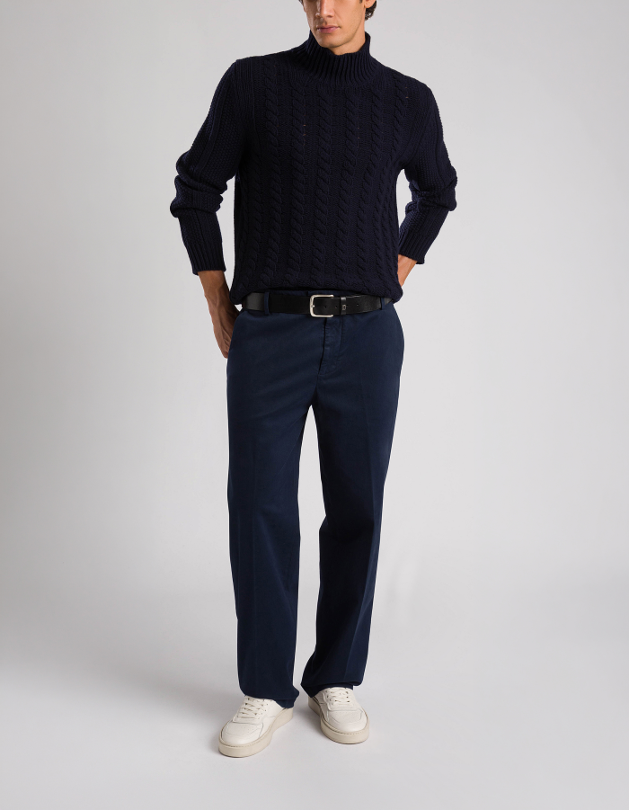 Finn loose-fit trousers in gabardine with a warm hand feel