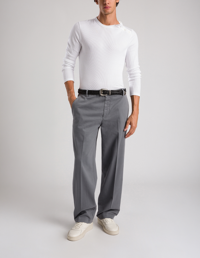 Finn loose-fit trousers in gabardine with a warm hand feel