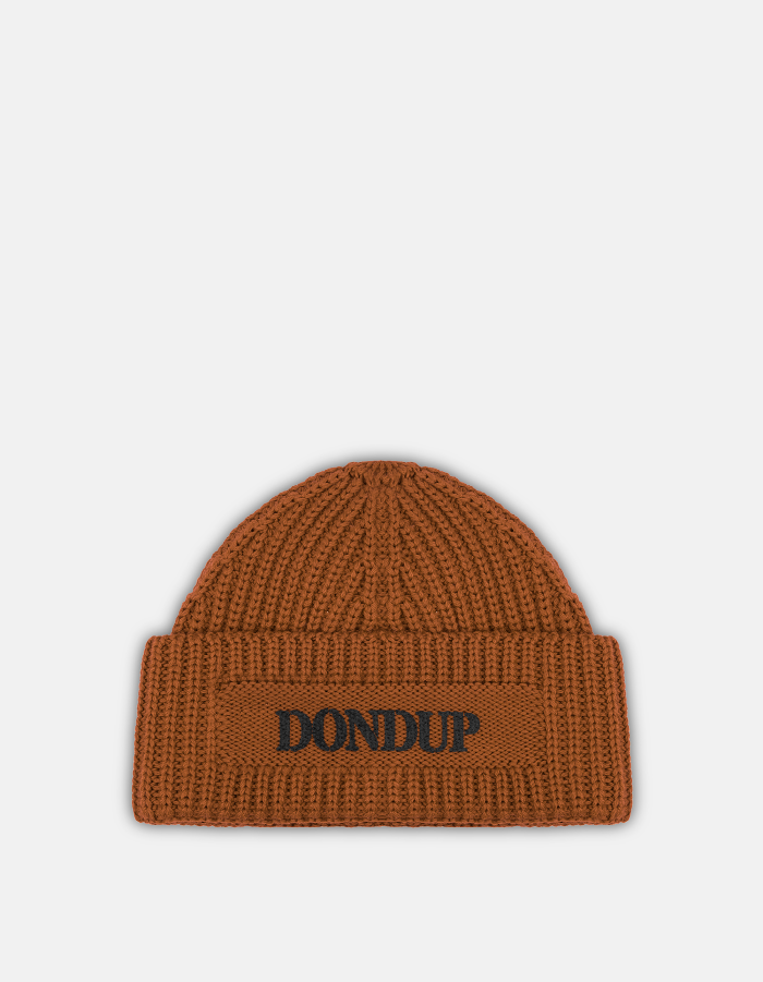 Technical wool hat