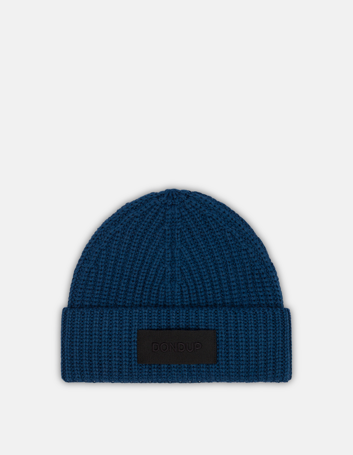 Technical wool hat