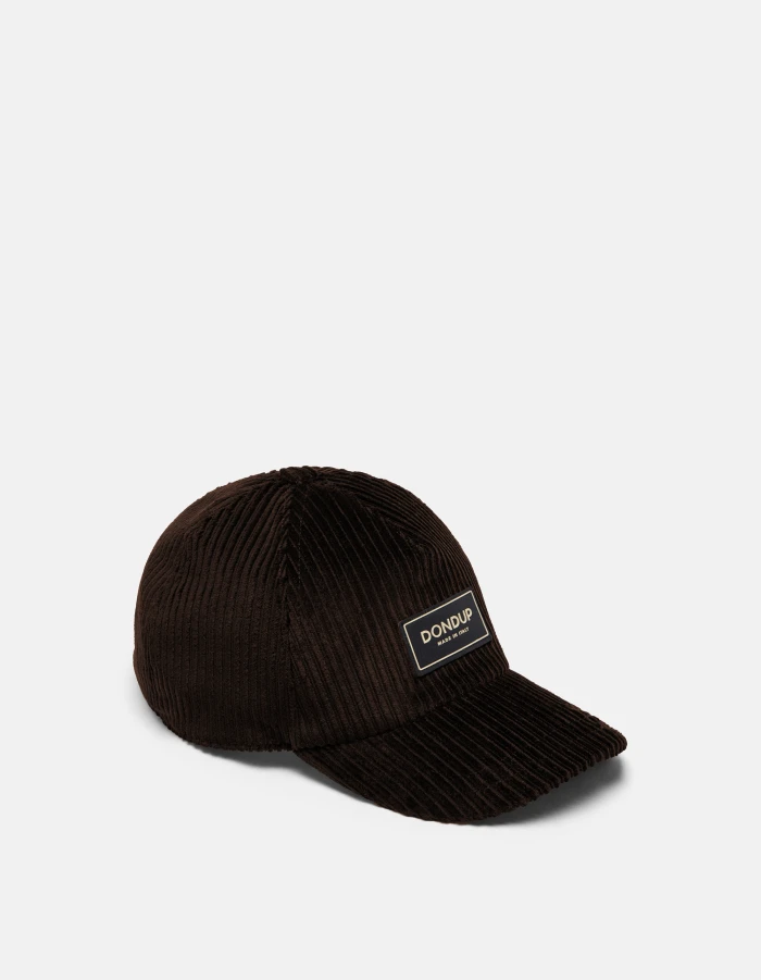 Baseball cap in corduroy