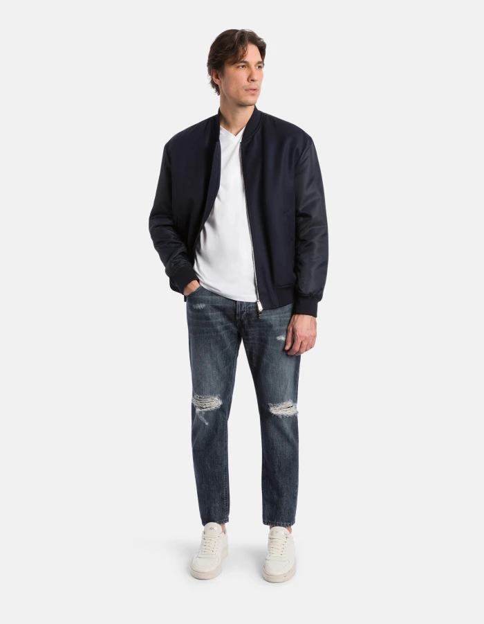 Regular-fit V-neck T-shirt in jersey