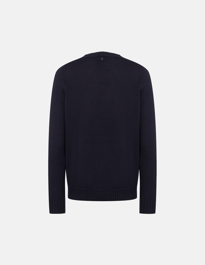 Regular-fit crew-neck jumper in basic wool