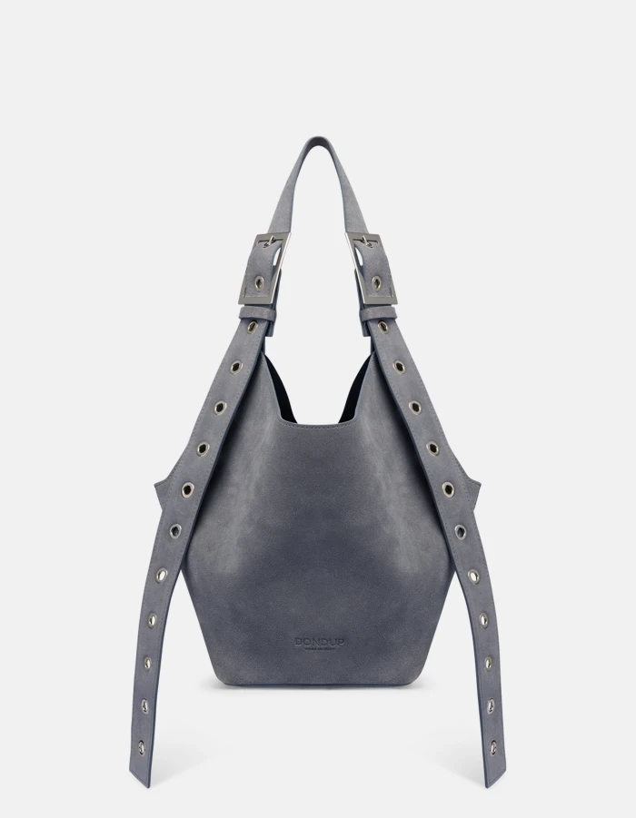 Small hobo in crosta