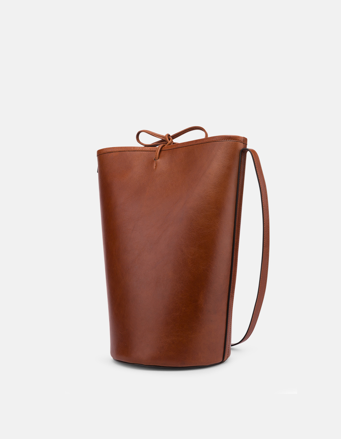 Large vacchetta leather bucket bag