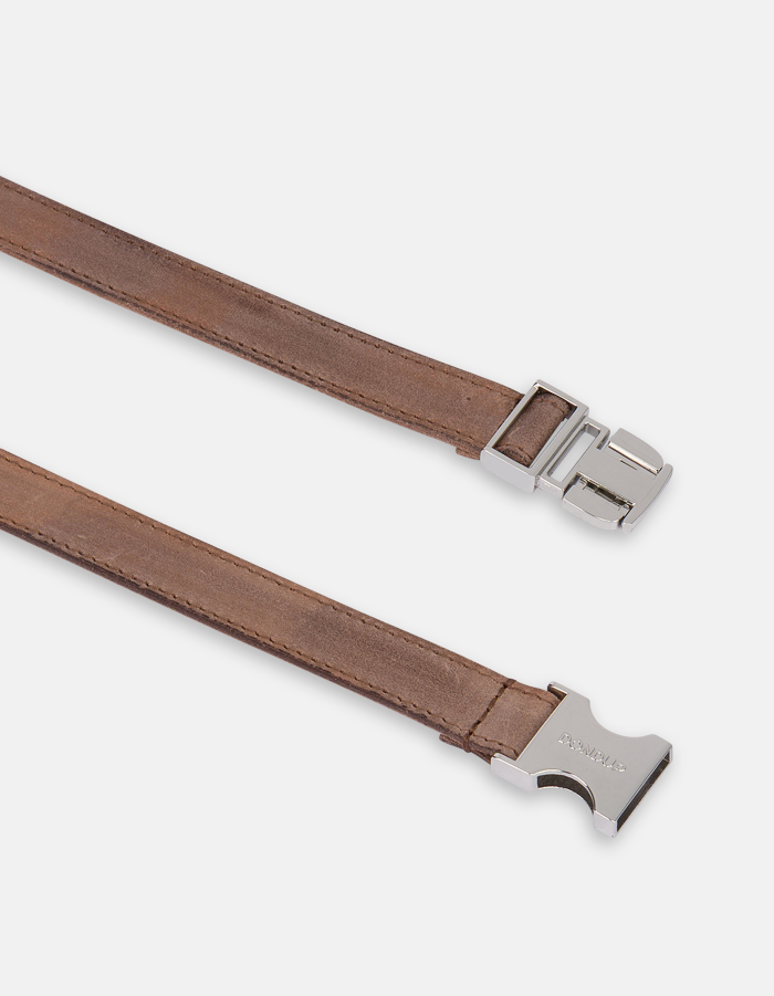 Tuck-in suede belt