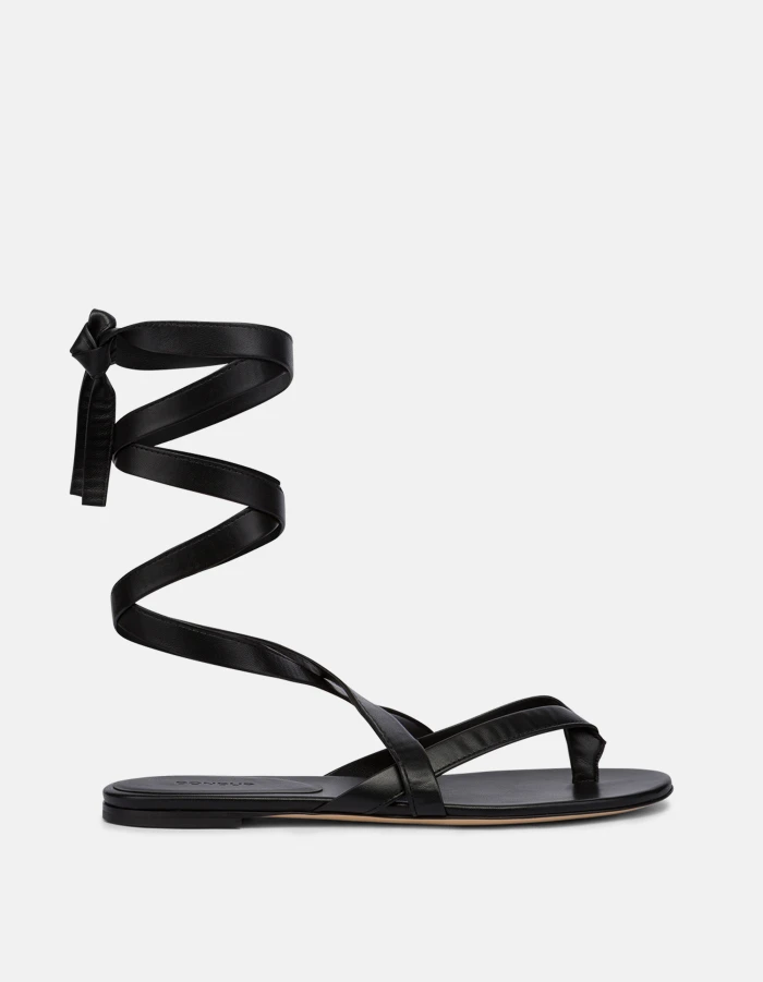 Flat leather sandals